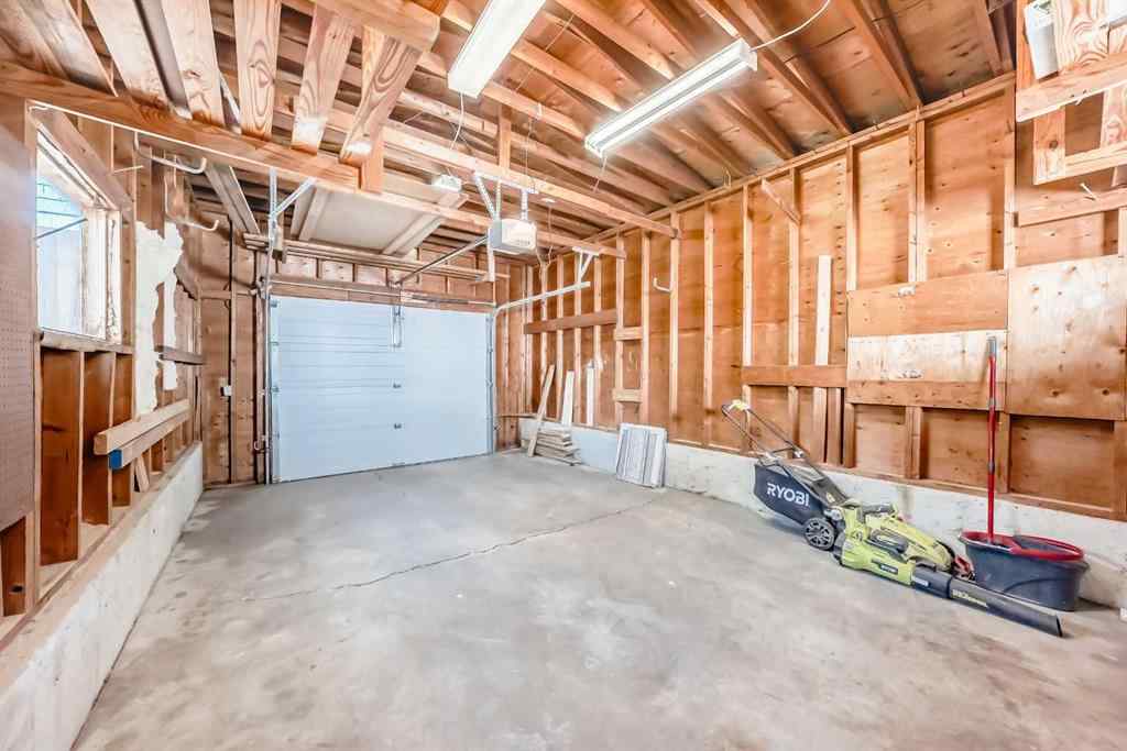 MLS® A2250469 - 191 Lake Arrow Green SE in Lake Bonavista Calgary, Residential