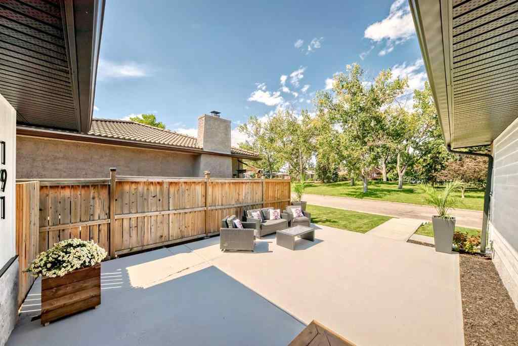 MLS® A2250469 - 191 Lake Arrow Green SE in Lake Bonavista Calgary, Residential