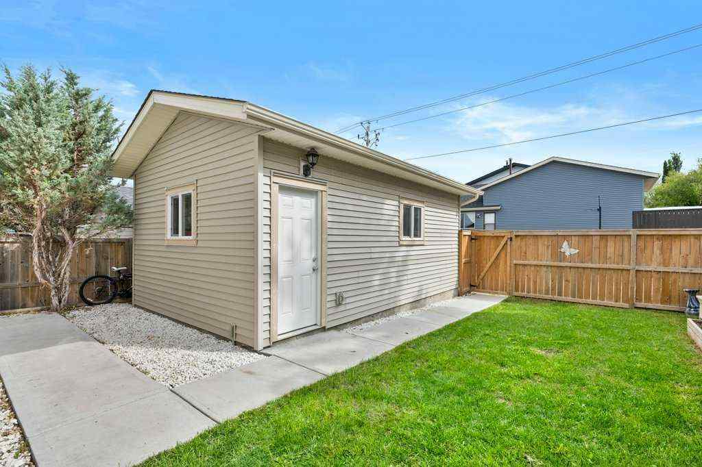 MLS® A2250476 - 55 Macewan Drive NW in MacEwan Glen Calgary, Residential