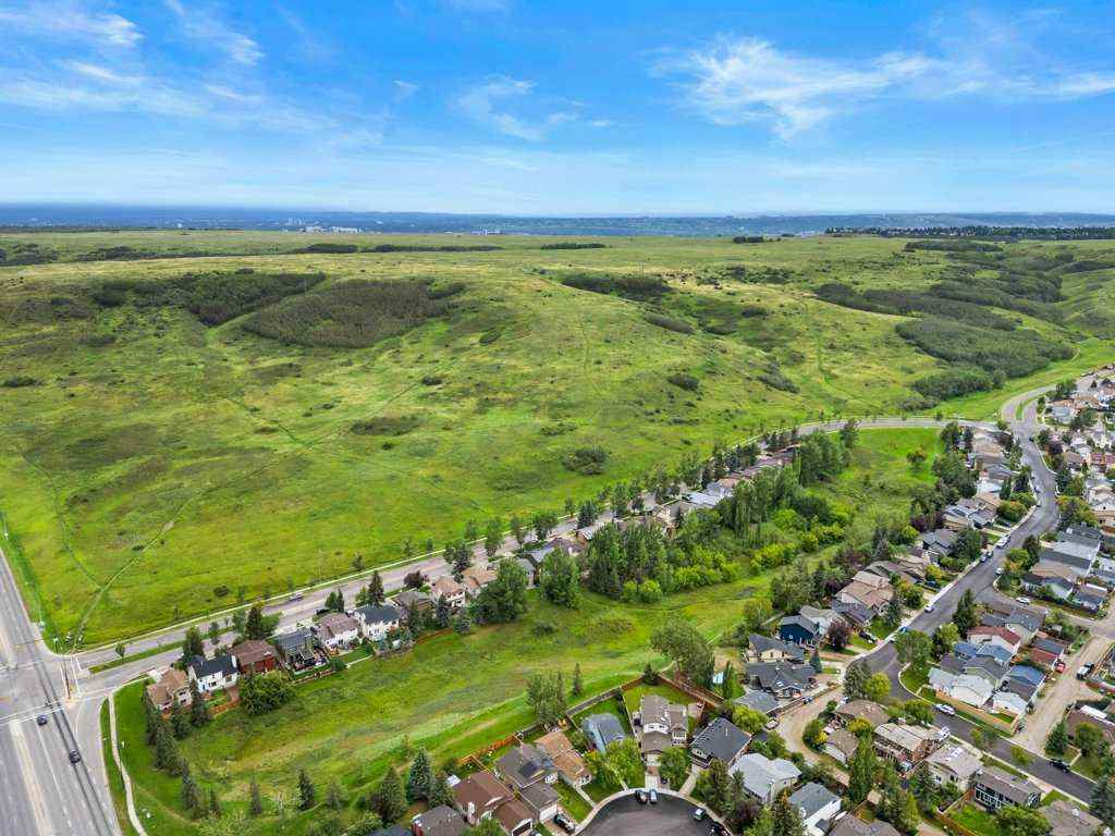 MLS® A2250476 - 55 Macewan Drive NW in MacEwan Glen Calgary, Residential