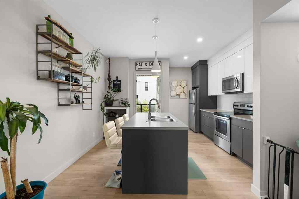 MLS® A2250478 - 3527 69 Street NW in Bowness Calgary, Residential