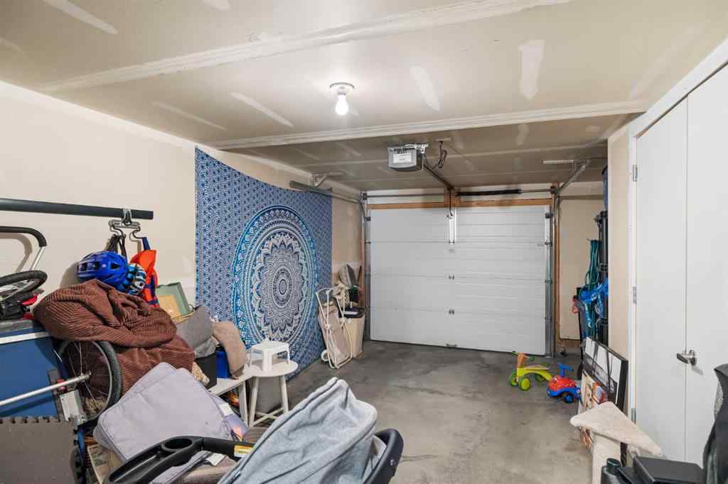 MLS® A2250478 - 3527 69 Street NW in Bowness Calgary, Residential