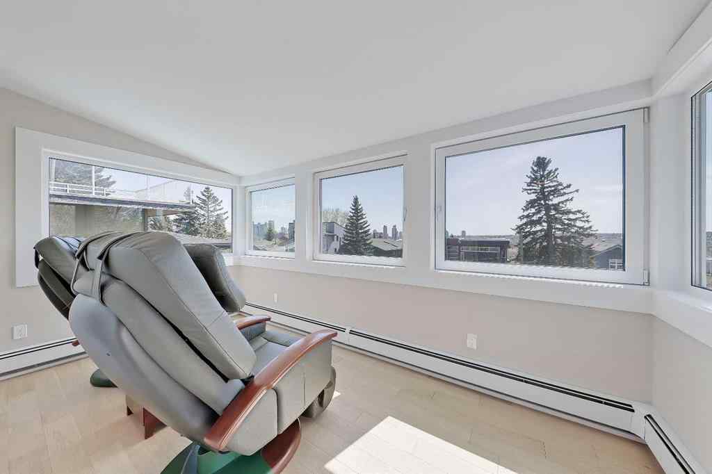 MLS® A2250479 - 1720 12 Avenue NW in Hounsfield Heights/Briar Hill Calgary, Residential