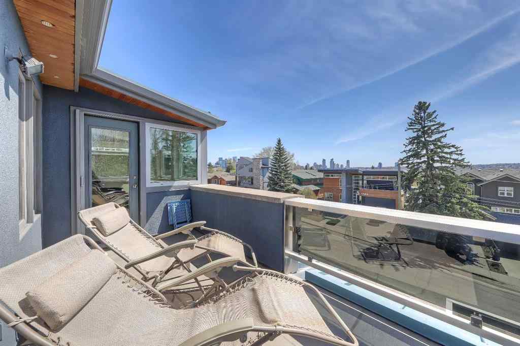 MLS® A2250479 - 1720 12 Avenue NW in Hounsfield Heights/Briar Hill Calgary, Residential
