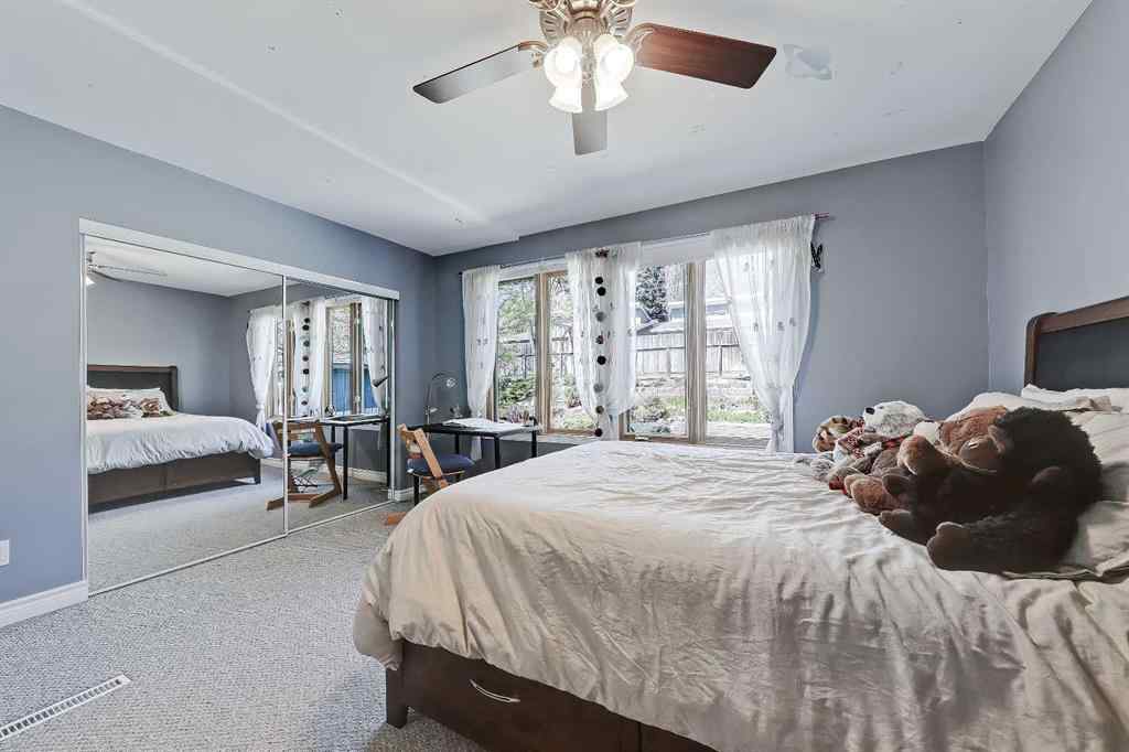 MLS® A2250479 - 1720 12 Avenue NW in Hounsfield Heights/Briar Hill Calgary, Residential