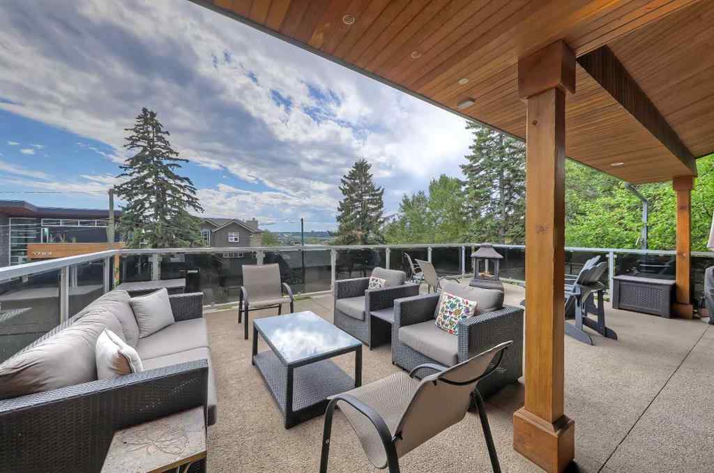 MLS® A2250479 - 1720 12 Avenue NW in Hounsfield Heights/Briar Hill Calgary, Residential