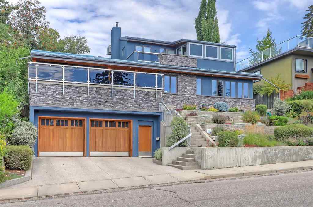MLS® A2250479 - 1720 12 Avenue NW in Hounsfield Heights/Briar Hill Calgary, Residential