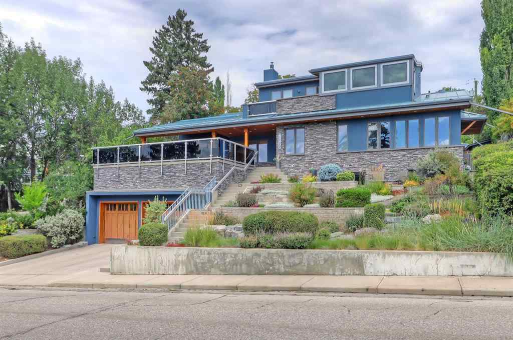 MLS® A2250479 - 1720 12 Avenue NW in Hounsfield Heights/Briar Hill Calgary, Residential