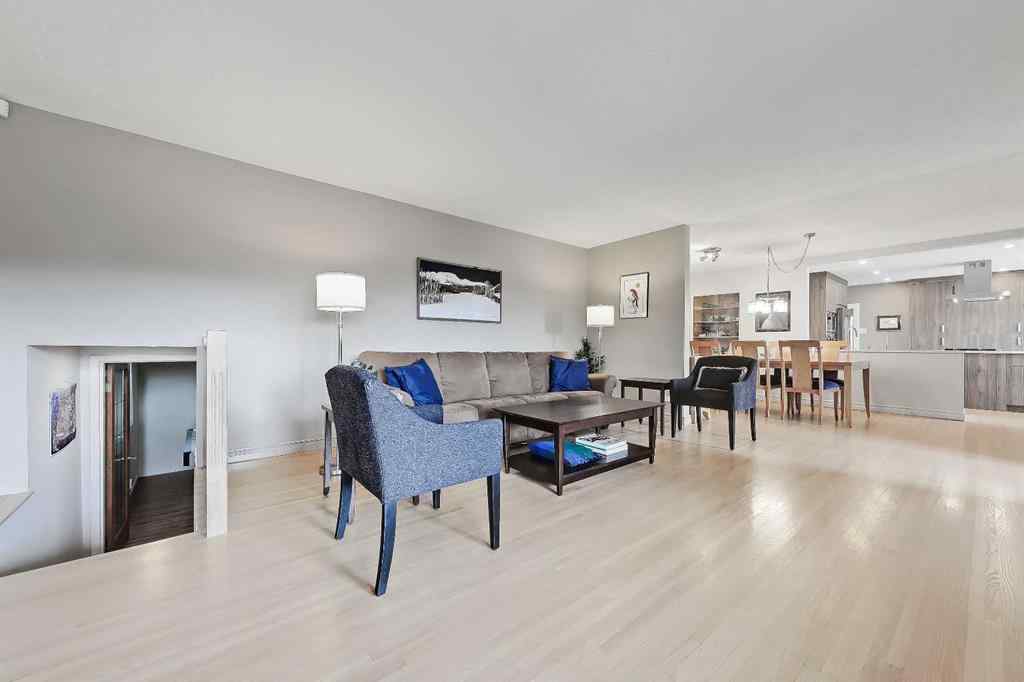 MLS® A2250479 - 1720 12 Avenue NW in Hounsfield Heights/Briar Hill Calgary, Residential
