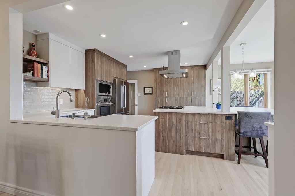 MLS® A2250479 - 1720 12 Avenue NW in Hounsfield Heights/Briar Hill Calgary, Residential