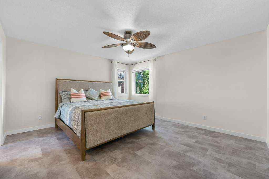 MLS® A2250481 - 139 Douglasdale Point SE in Douglasdale/Glen Calgary, Residential
