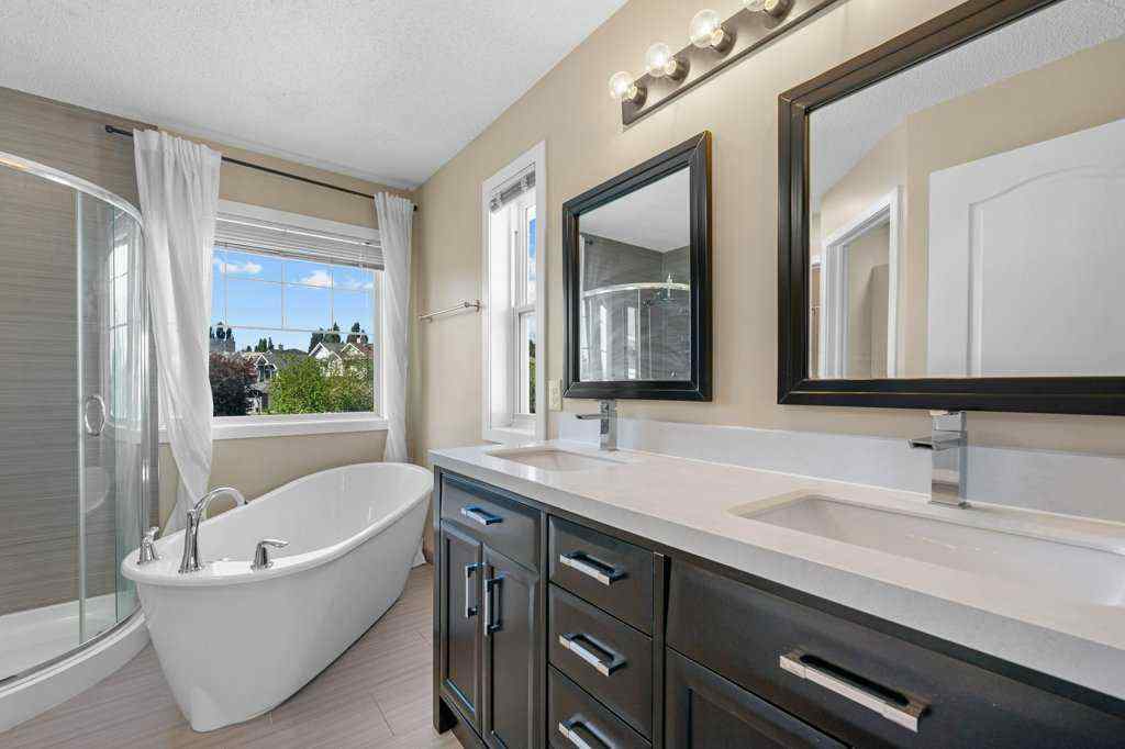 MLS® A2250481 - 139 Douglasdale Point SE in Douglasdale/Glen Calgary, Residential