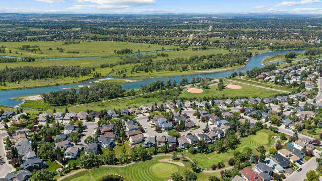 MLS® A2250481 - 139 Douglasdale Point SE in Douglasdale/Glen Calgary, Residential
