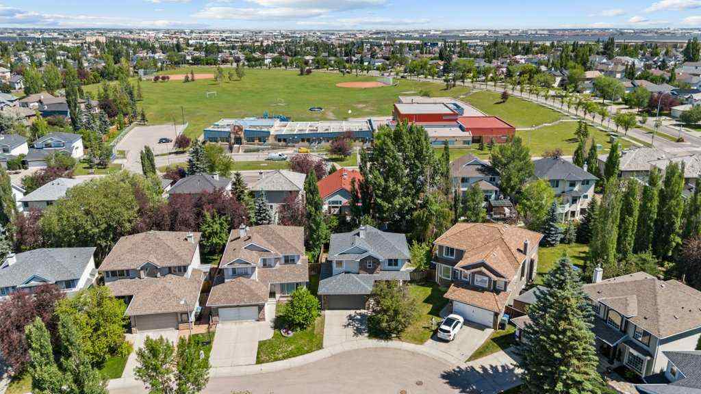 MLS® A2250481 - 139 Douglasdale Point SE in Douglasdale/Glen Calgary, Residential