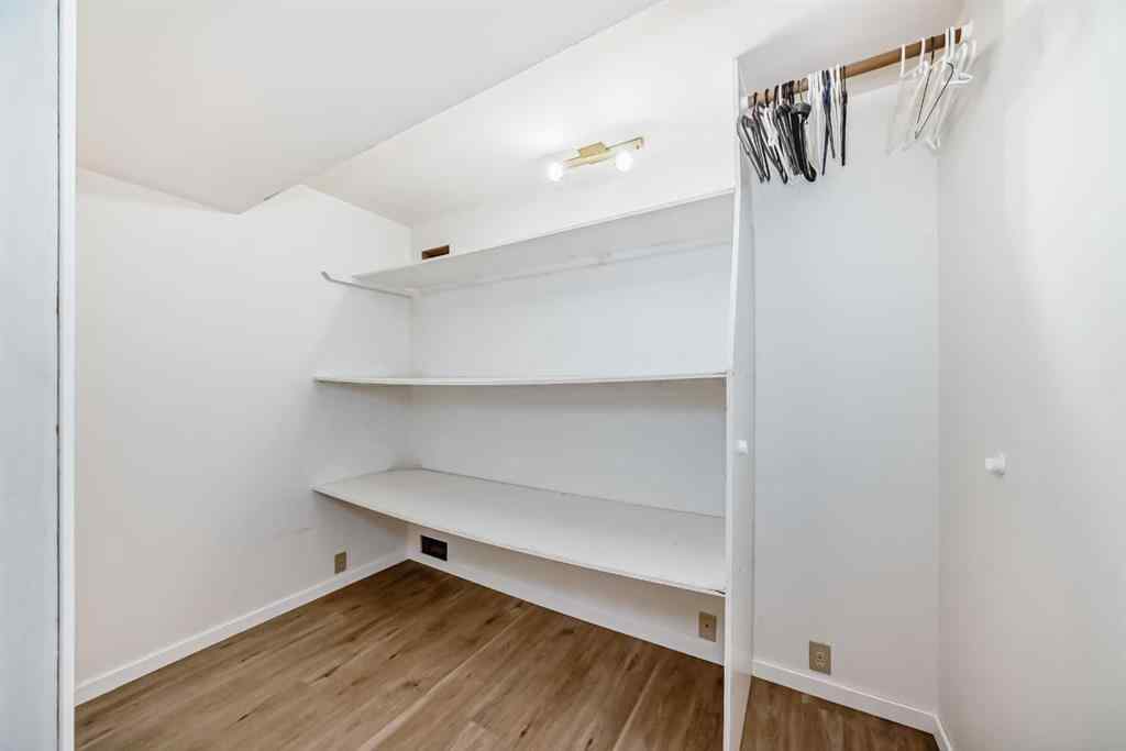 MLS® A2250487 - 131 Bracewood Road SW in Braeside Calgary, Residential