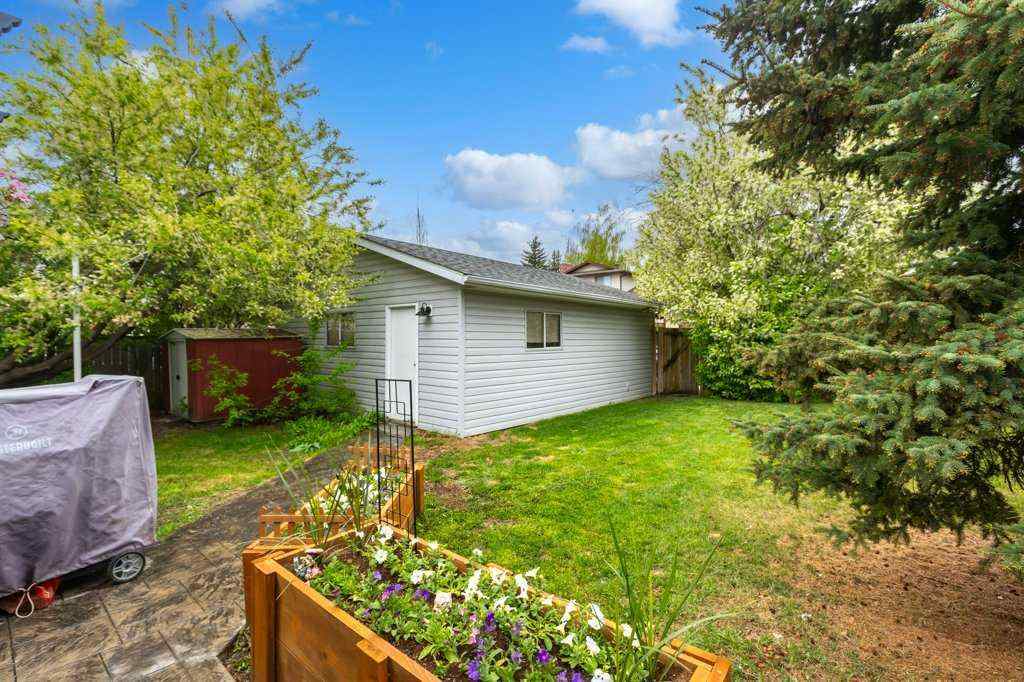 MLS® A2250487 - 131 Bracewood Road SW in Braeside Calgary, Residential