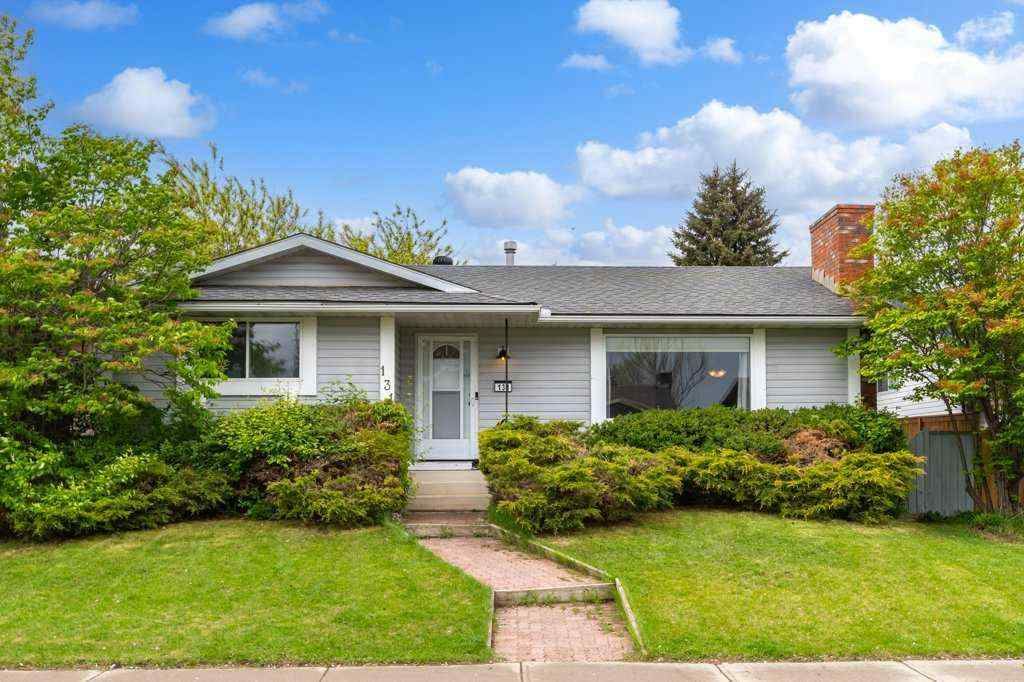 MLS® A2250487 - 131 Bracewood Road SW in Braeside Calgary, Residential