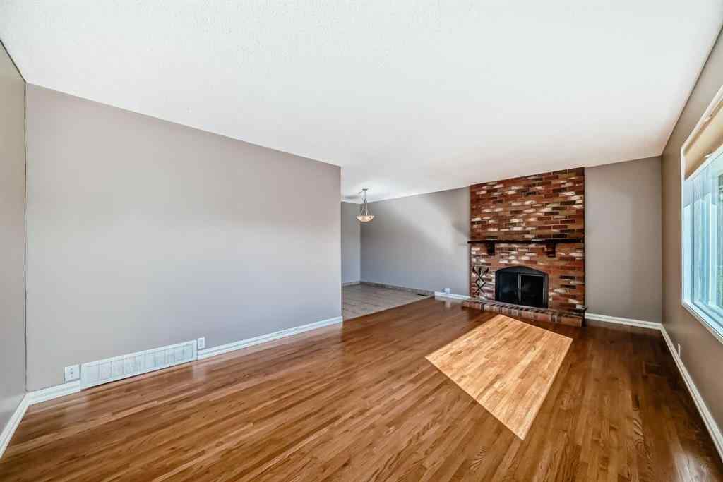 MLS® A2250487 - 131 Bracewood Road SW in Braeside Calgary, Residential