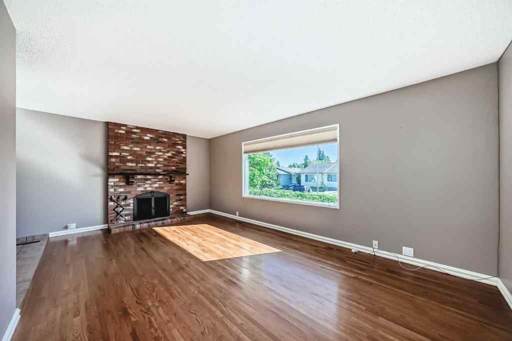 MLS® A2250487 - 131 Bracewood Road SW in Braeside Calgary, Residential