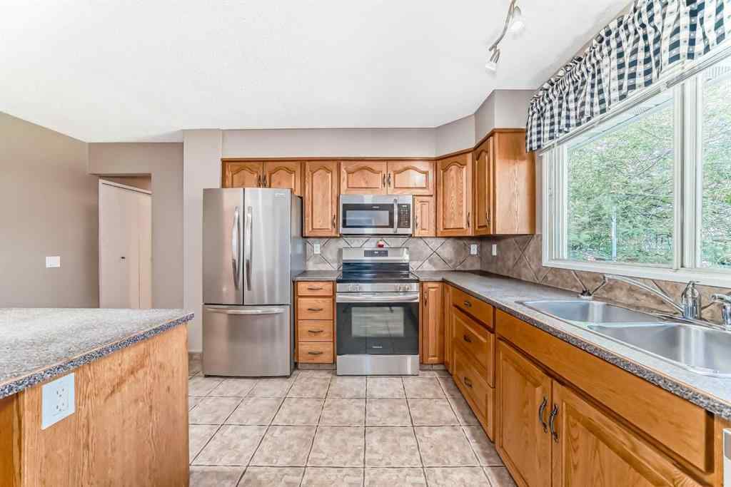 MLS® A2250487 - 131 Bracewood Road SW in Braeside Calgary, Residential