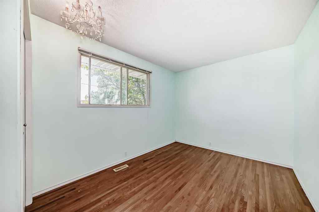 MLS® A2250487 - 131 Bracewood Road SW in Braeside Calgary, Residential
