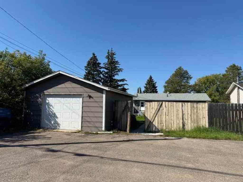 MLS® A2250488 - 10203 103 Street  in NONE High Level, Residential