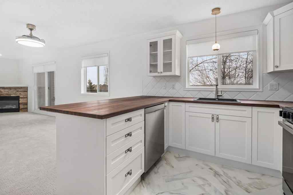 MLS® A2250493 - Unit #2205 7451 Springbank Boulevard SW in Springbank Hill Calgary, Residential