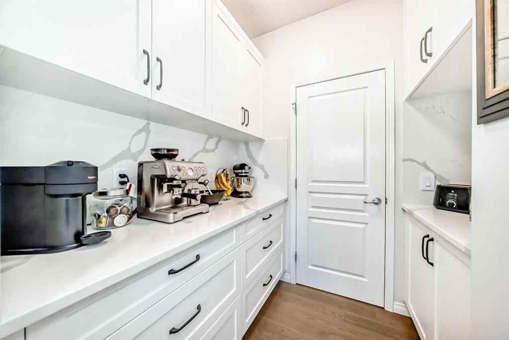 MLS® A2250494 - 128 LAVENDER Way  in Rainbow Falls Chestermere, Residential