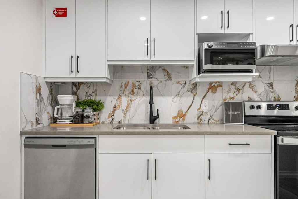 MLS® A2250499 - 100 Magnolia Crescent SE in Mahogany Calgary, Residential