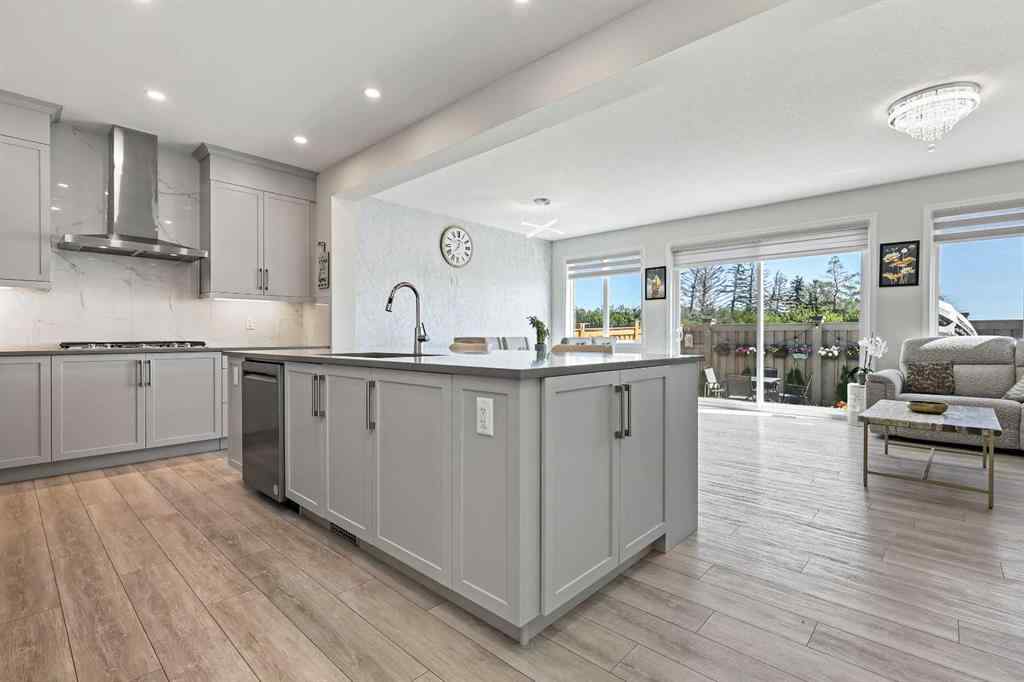 MLS® A2250499 - 100 Magnolia Crescent SE in Mahogany Calgary, Residential
