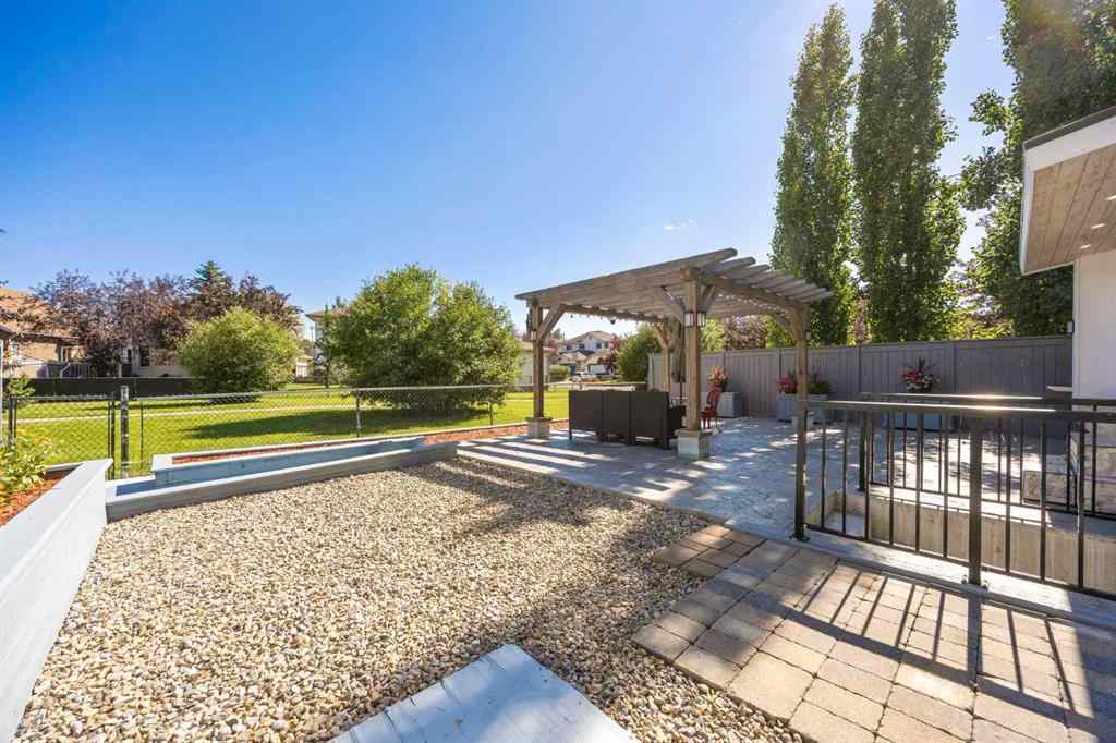 MLS® A2250500 - 73 Riverview Close SE in Riverbend Calgary, Residential