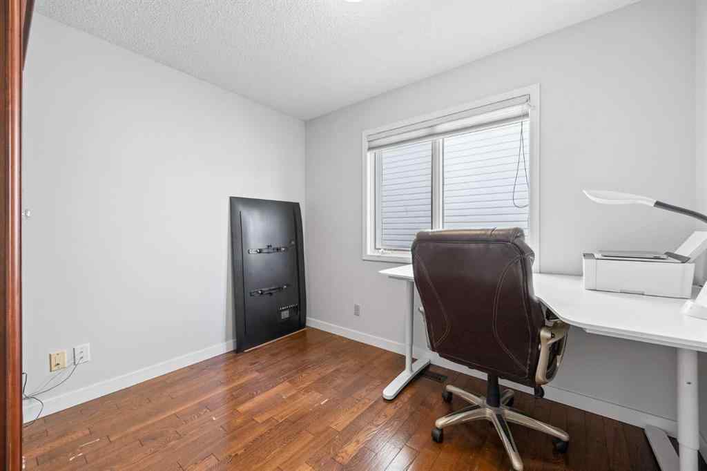 MLS® A2250500 - 73 Riverview Close SE in Riverbend Calgary, Residential