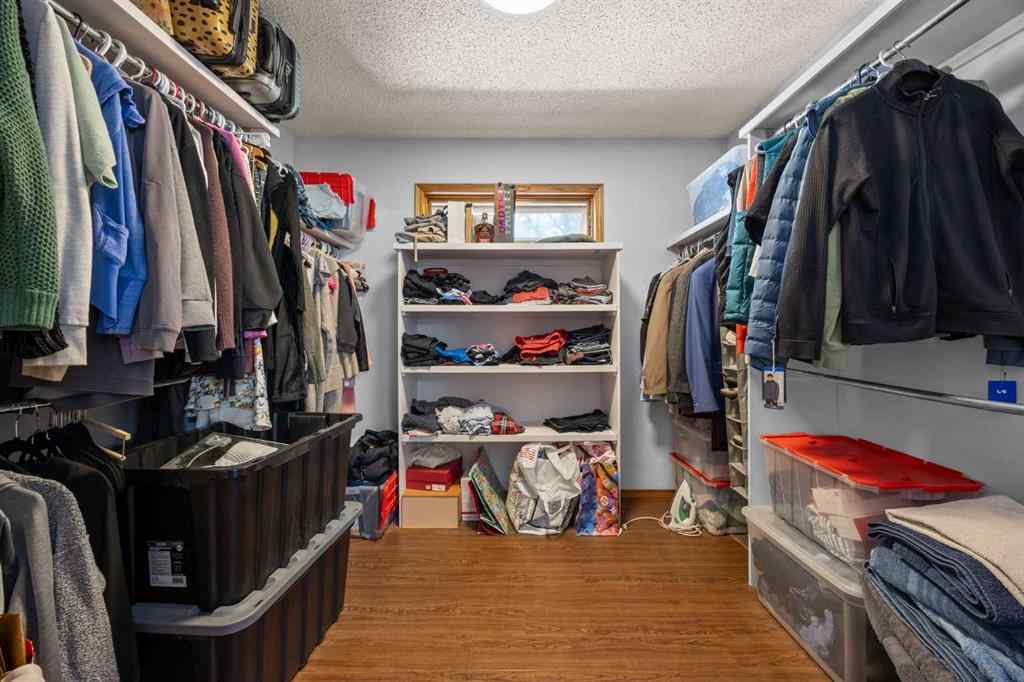 MLS® A2250500 - 73 Riverview Close SE in Riverbend Calgary, Residential