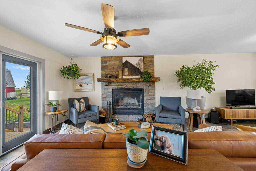 MLS® A2250501 - 264166 Range Road 262   in NONE Rural Rocky View County, Residential