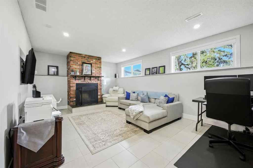 MLS® A2250505 - 139 Huntford Green NE in Huntington Hills Calgary, Residential