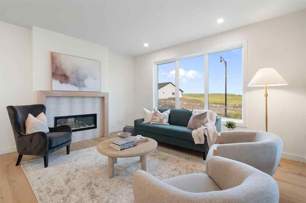 MLS® A2250508 - 28 Sunvalley View  in Sunset Ridge Cochrane, Residential