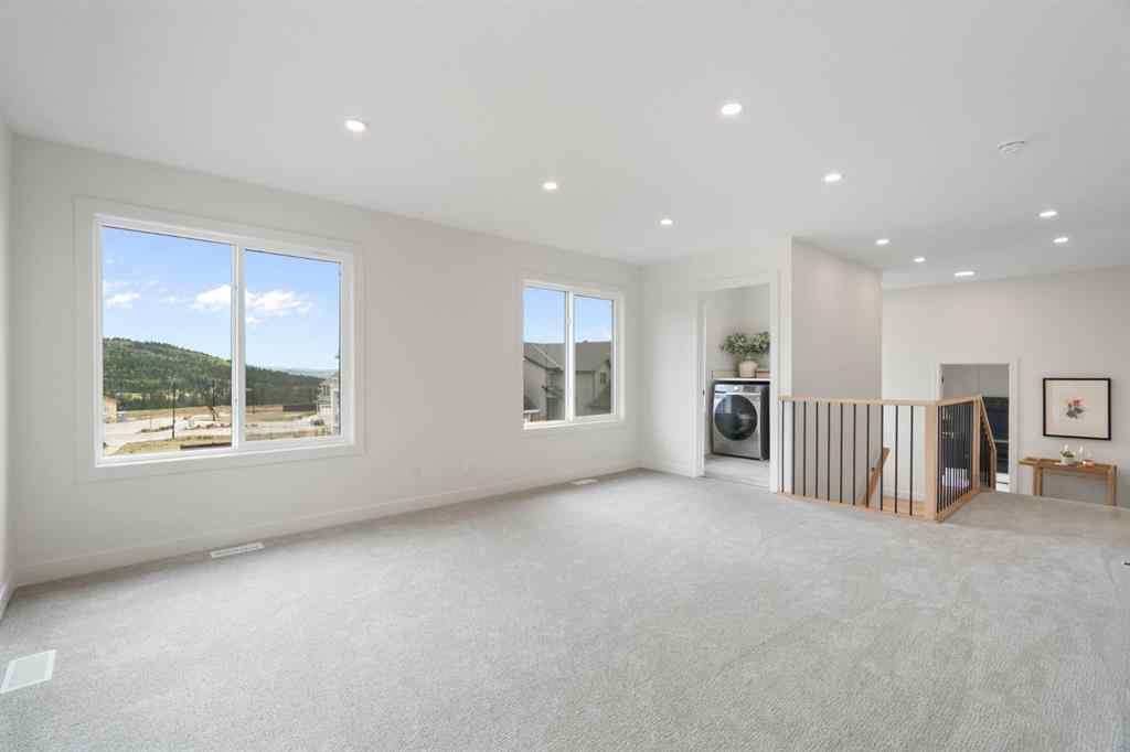 MLS® A2250508 - 28 Sunvalley View  in Sunset Ridge Cochrane, Residential