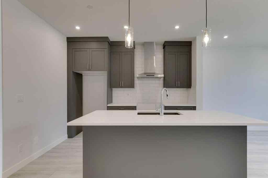 MLS® A2250516 - 477 Hotchkiss Drive SE in Hotchkiss Calgary, Residential