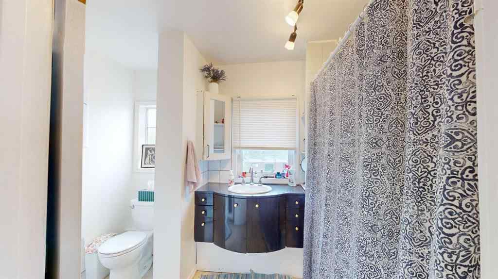 MLS® A2250517 - 1625 23 Avenue SW in Bankview Calgary, Residential