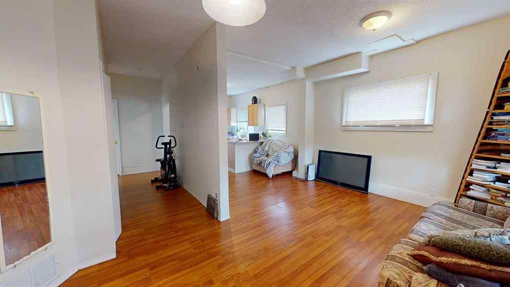 MLS® A2250517 - 1625 23 Avenue SW in Bankview Calgary, Residential