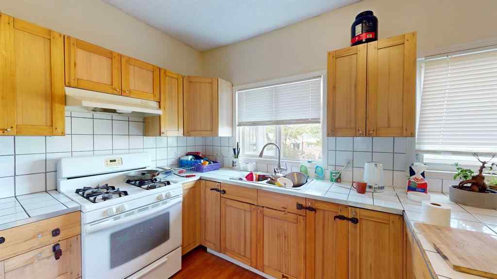 MLS® A2250517 - 1625 23 Avenue SW in Bankview Calgary, Residential