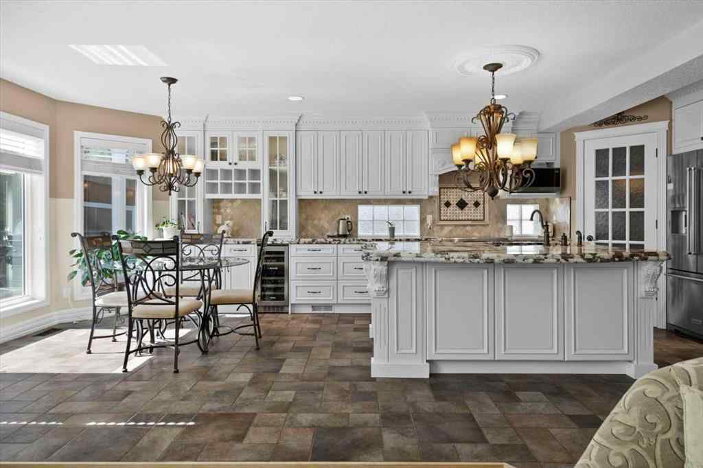 MLS® A2250523 - 9124 Edgebrook Drive NW in Edgemont Calgary, Residential