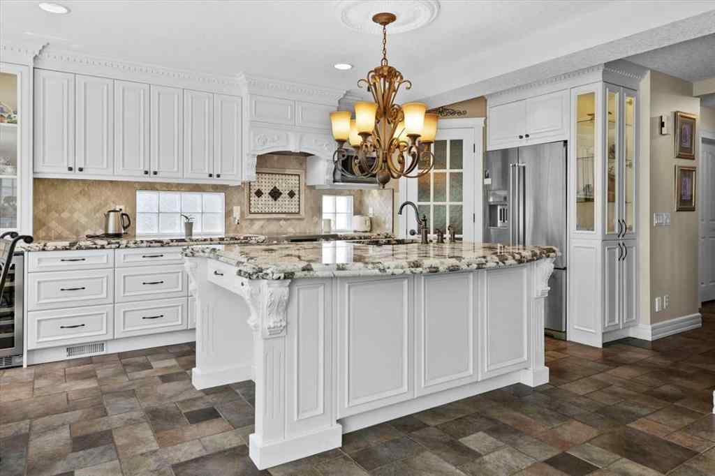 MLS® A2250523 - 9124 Edgebrook Drive NW in Edgemont Calgary, Residential