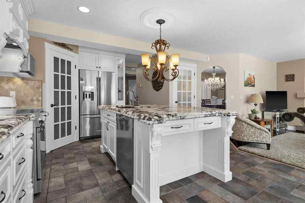MLS® A2250523 - 9124 Edgebrook Drive NW in Edgemont Calgary, Residential