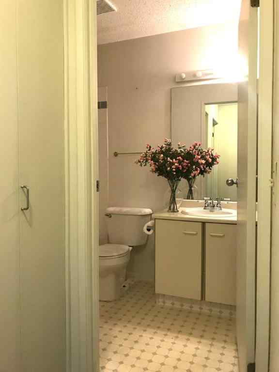 MLS® A2250526 - Unit #21 2421 Edenwold Heights NW in Edgemont Calgary, Residential