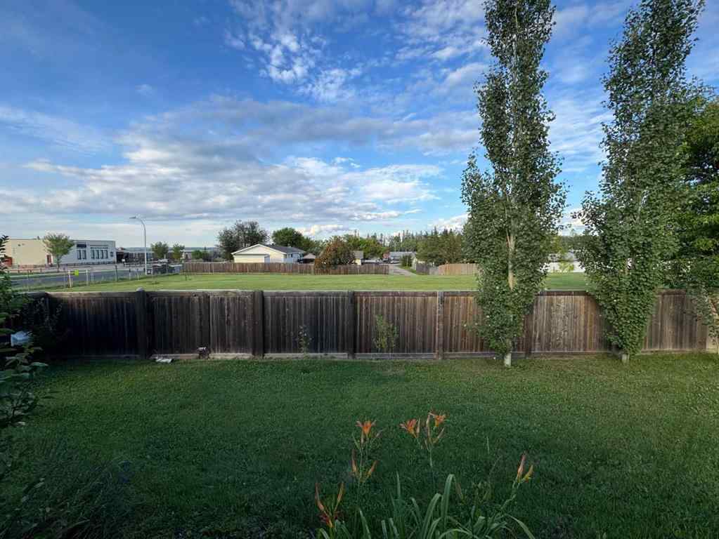 MLS® A2250528 - 212 Silica Place  in Thickwood Fort McMurray, Residential