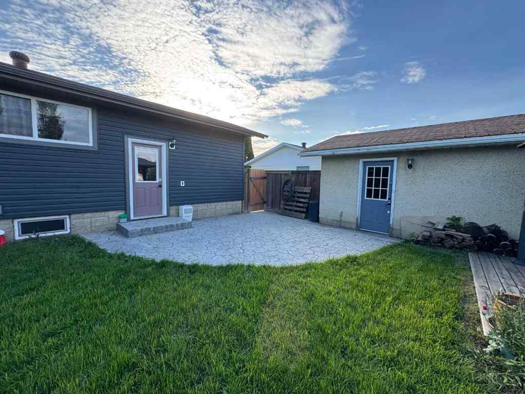MLS® A2250528 - 212 Silica Place  in Thickwood Fort McMurray, Residential
