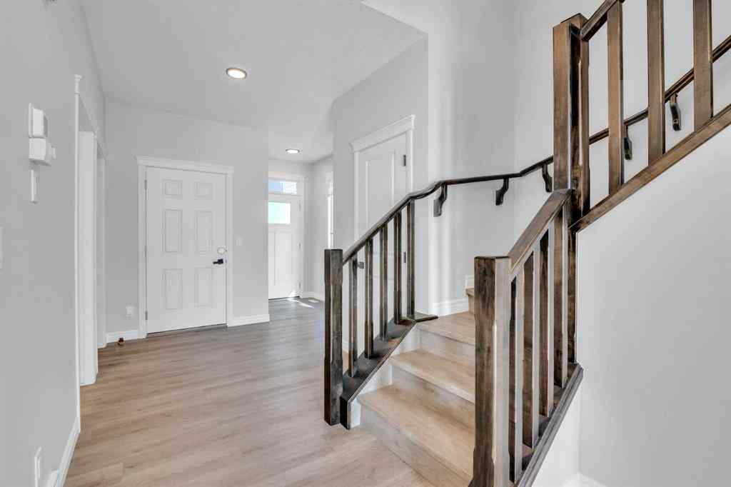 MLS® A2250532 - 21 Ambleside Crescent NW in Moraine Calgary, Residential