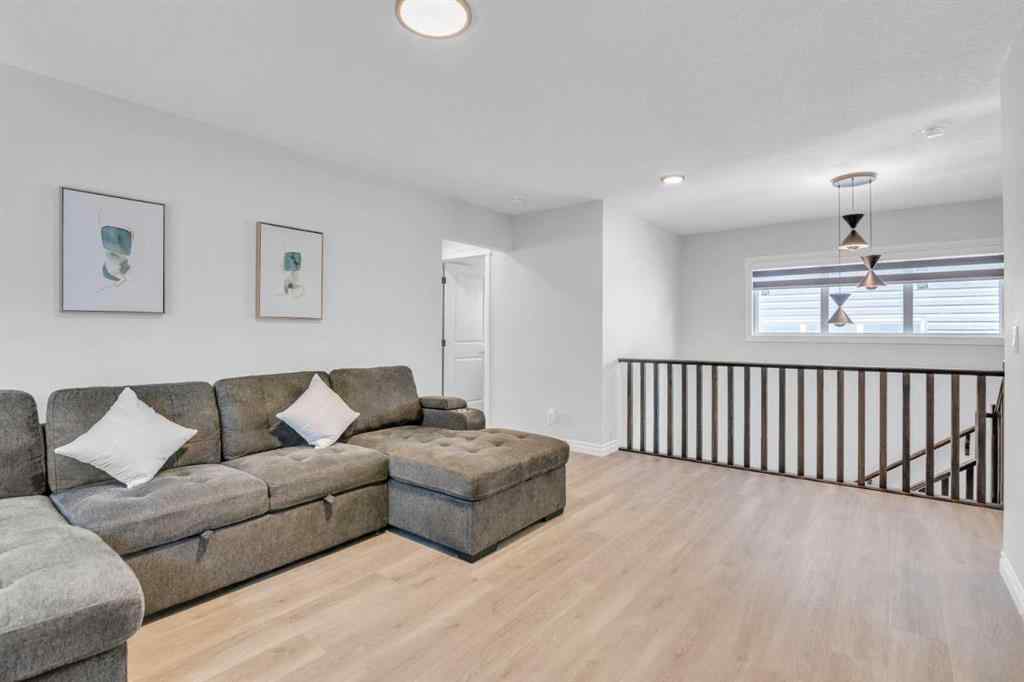 MLS® A2250532 - 21 Ambleside Crescent NW in Moraine Calgary, Residential