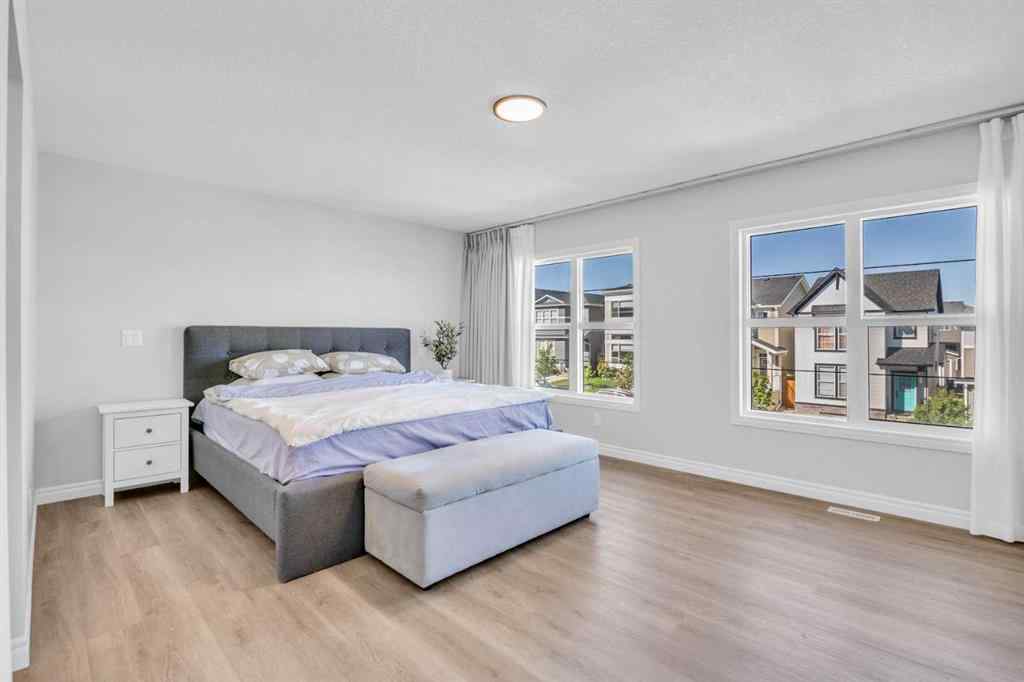 MLS® A2250532 - 21 Ambleside Crescent NW in Moraine Calgary, Residential